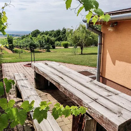 Lodge Vinox Winery Vinica